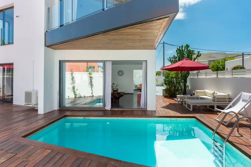 Villa „Can Olivera“ nahe am Meer mit privatem Pool & WLAN - Image 1