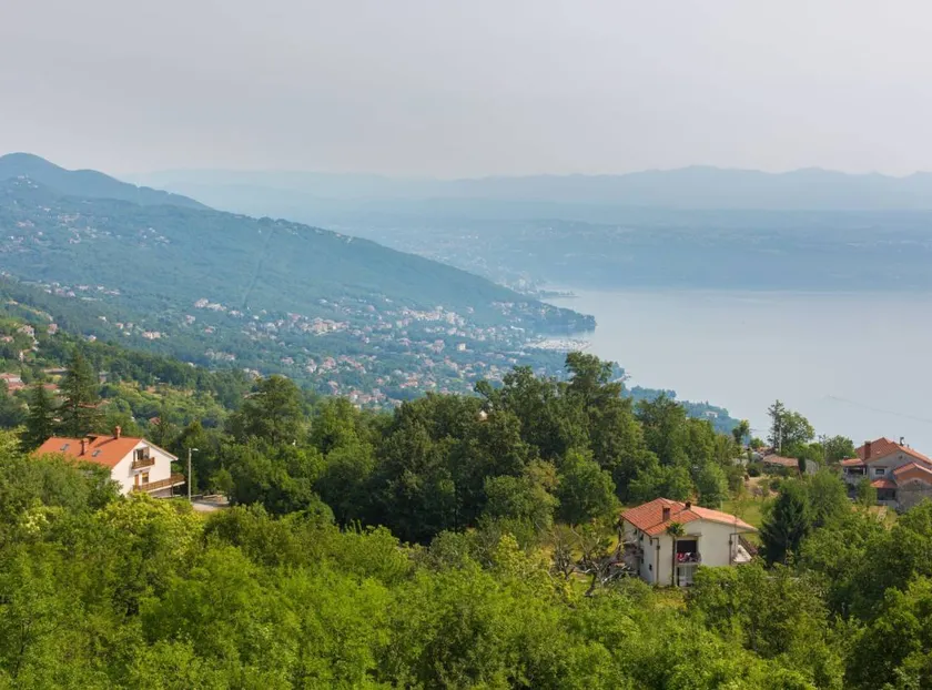 Superb Lovran Apartments With Sea Views - Image 1
