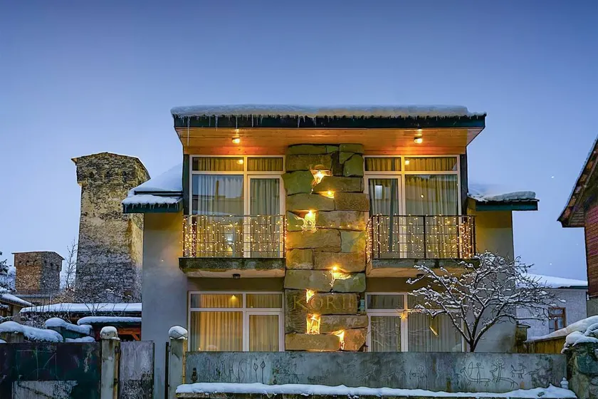 Family-oriented charming villa with garden & BBQ | Mountain view | Pet-friendly - Image 1