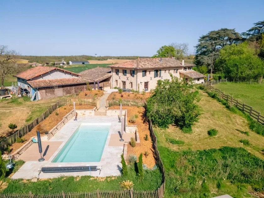 Gîte con barbacoa, jardín y terraza - Image 1