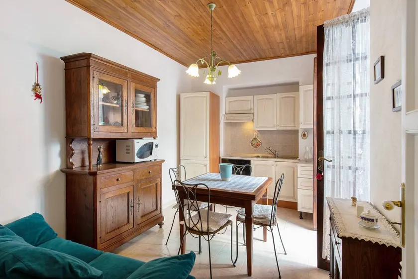 Appartement avec jardin | Vue ville - Image 1