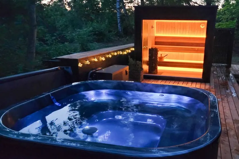 Maison entièrement équipée avec jacuzzi, terrasse et sauna | Avec animaux autorisés - Image 1