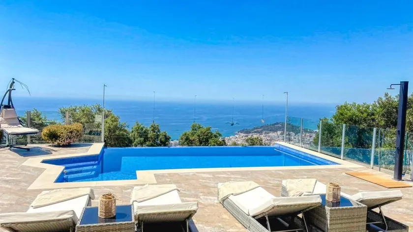 Villa mit Grill, Garten und Terrasse | Meerblick - Image 1
