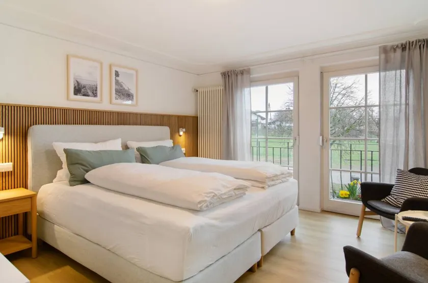Dedicated room with garden & terrace - Image 1