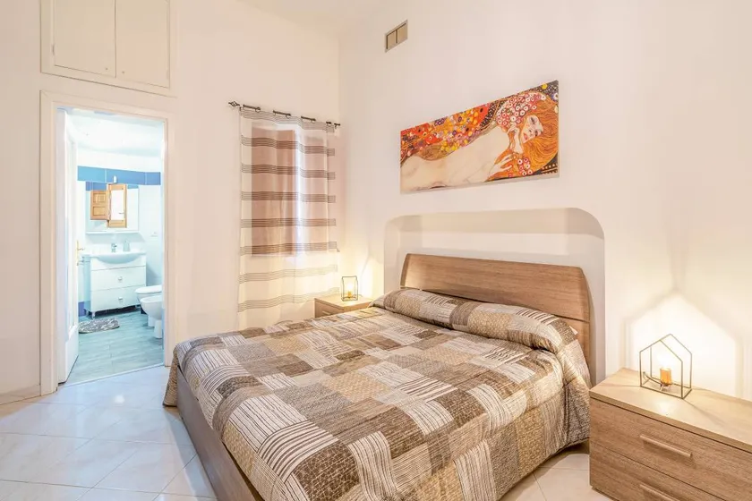 Charmant appartement de vacances avec internet haut débit et terrasse | Vue ville | Adapté au travail à distance | Avec animaux acceptés - Image 1