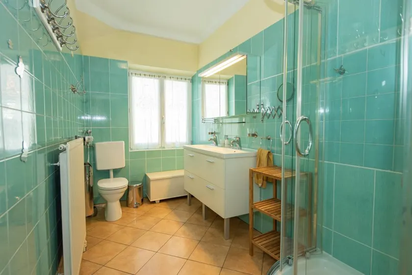 Family-friendly house with terrace & garden | Suitable for remote work - Image 1