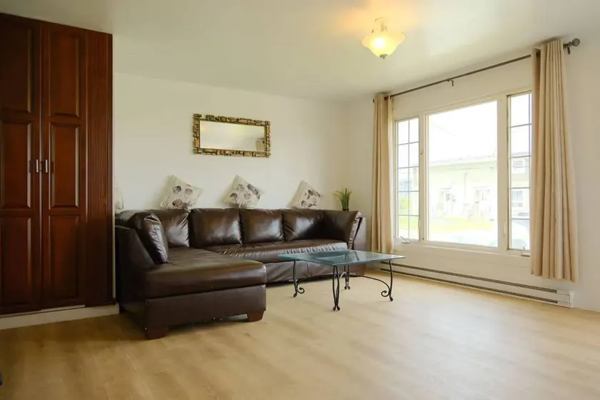 Family-oriented holiday home - Image 1