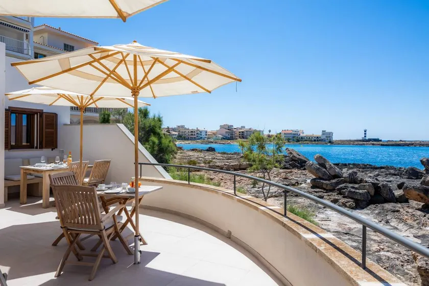 Villa with terrace | Sea view - Image 1