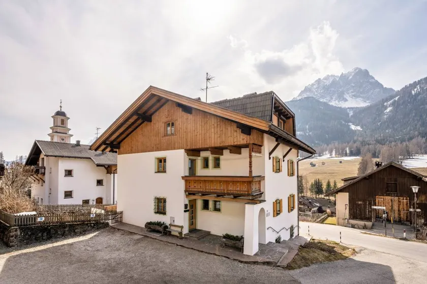 Charmant appartement avec internet haut débit | Vue montagne | Adapté au travail à distance - Image 1