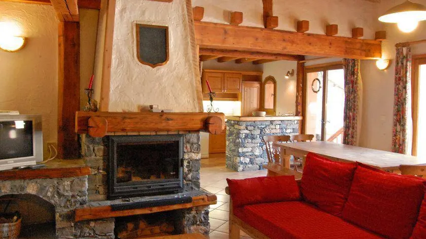 Erdgeschoss, blick tal, terrasse, parkmöglichkeiten, fernseher, schließfach für die skier, 65m² - Image 1