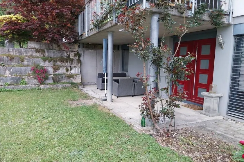 Holiday home with garden, terrace & BBQ - Image 1