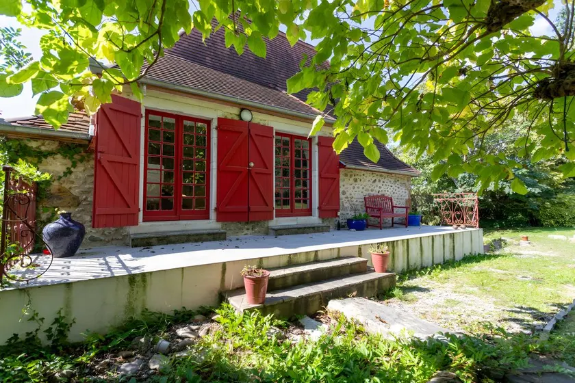 House with terrace, barbeque & garden | Garden view - Image 1