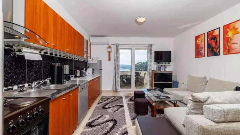 Fully equipped nice flat - Image 1