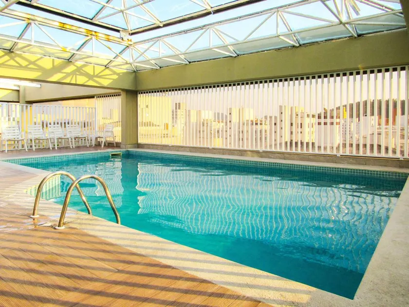 Flat with pool & sauna - Image 1