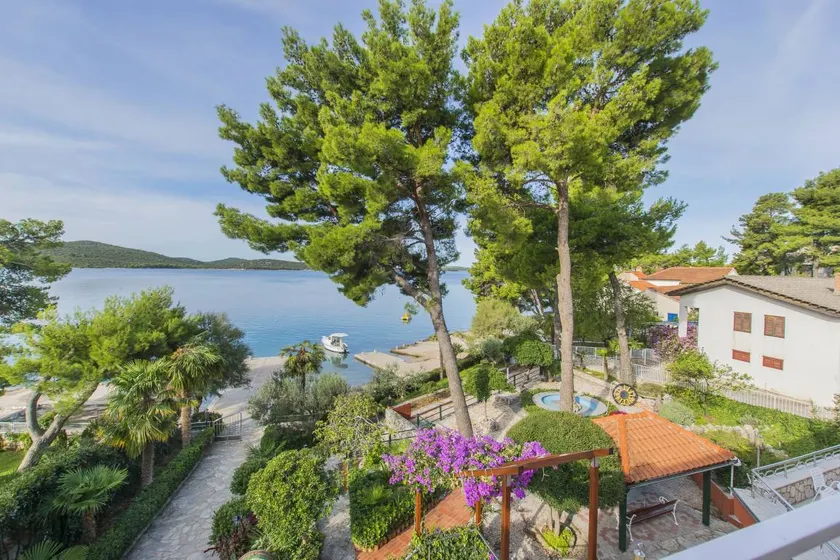Holiday apartment with BBQ | Sea view - Image 1