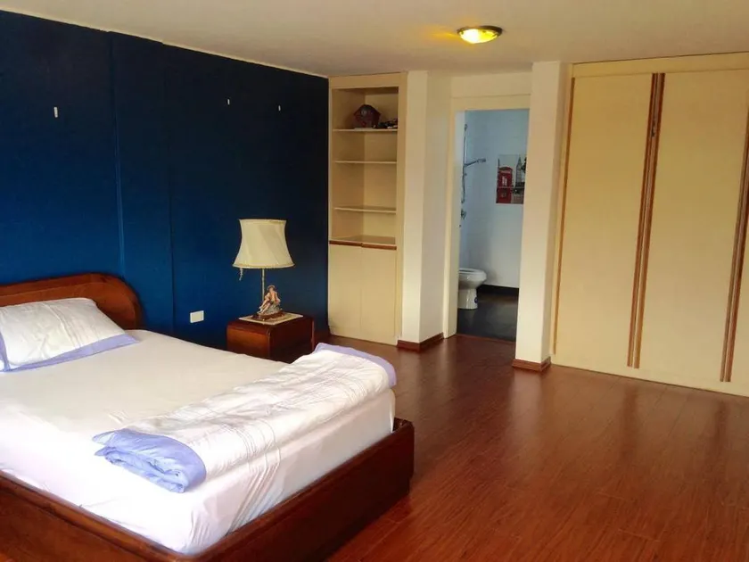 Dedicated room with terrace - Image 1