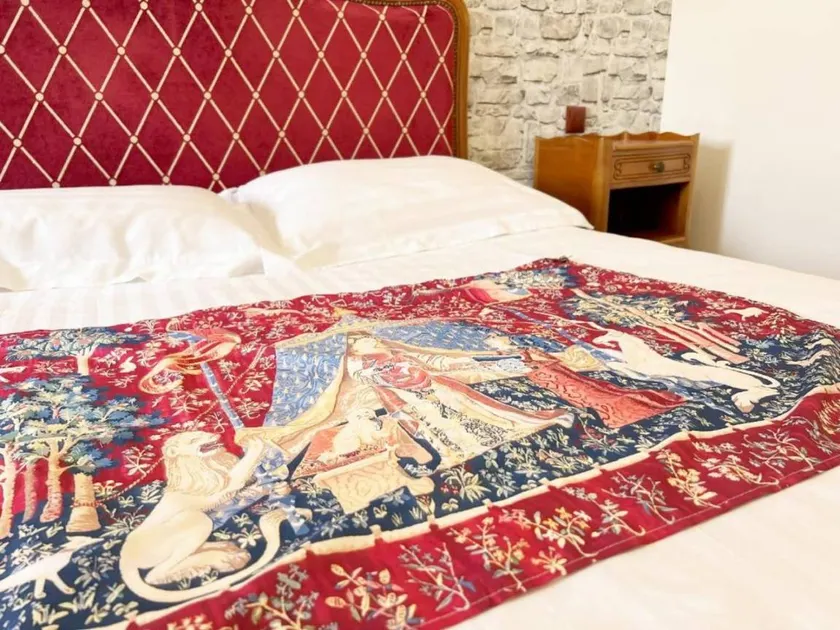 Bed and breakfast with terrace & garden | City view | Pet-friendly - Image 1