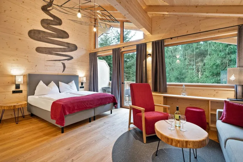 Family-oriented wonderful holiday home with garden, terrace & sauna - Image 1