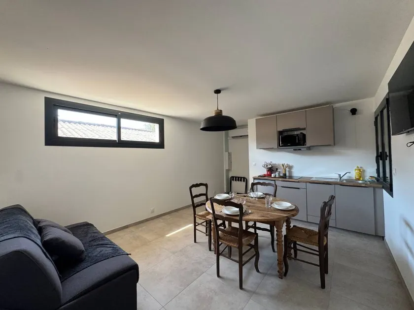 Apartamento vacacional totalmente equipado con jardín y terraza | Vistas a la montaña - Image 1