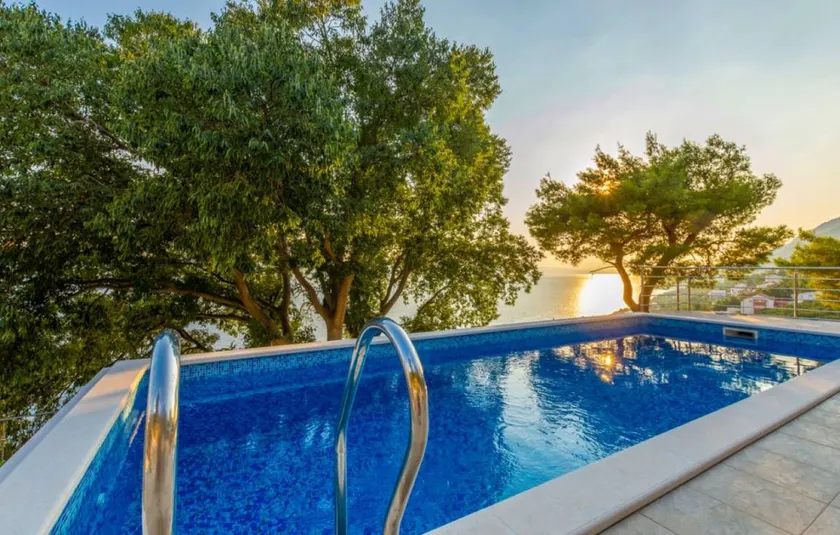 Holiday home Kuzmanic with private pool and sea view - Image 1