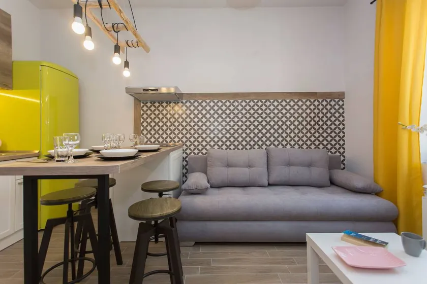 Holiday apartment | Close to Alexander Nevsky Cathedral - Image 1