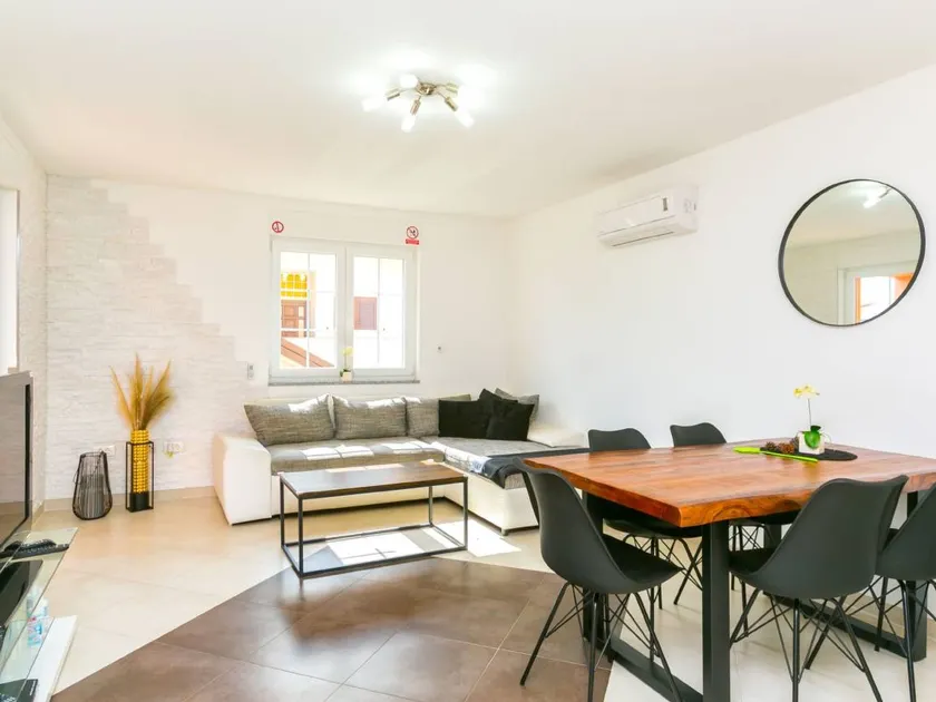 Flat with 2 rooms for 5 persons - Image 1