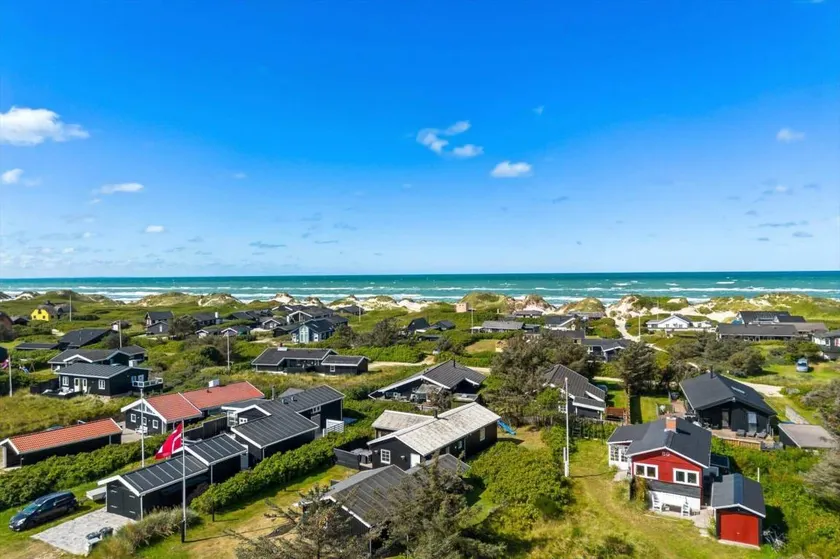 Wonderful holiday home with terrace & BBQ | Close to the beach | Pets are welcome - Image 1