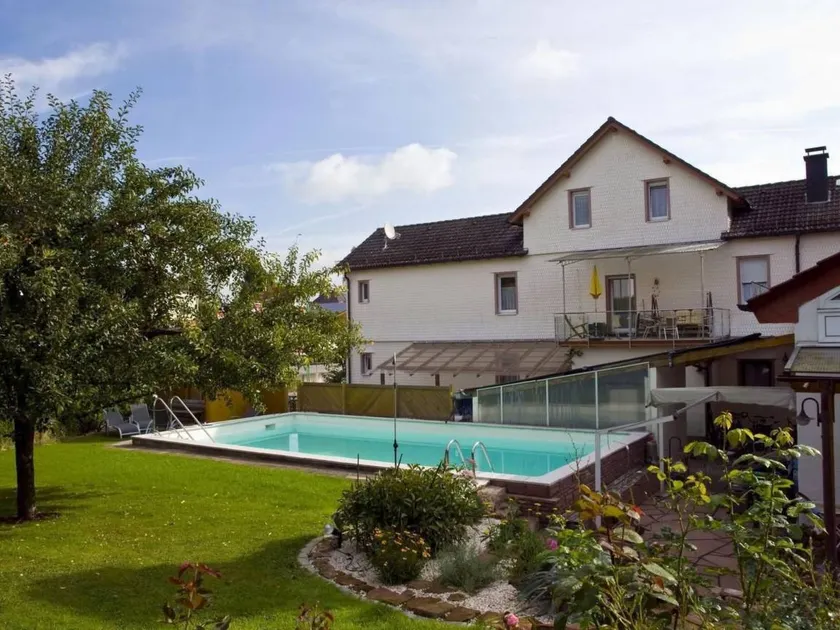 Ferienwohnung mit Garten, Pool und Grill - Image 1