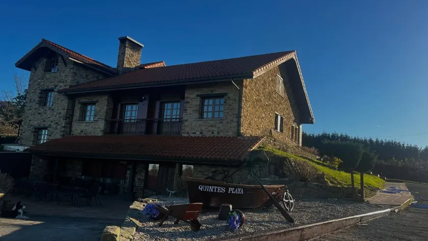 Villa 'Quintes' mit Meerblick, Privatterrasse und Wi-Fi - Image 1