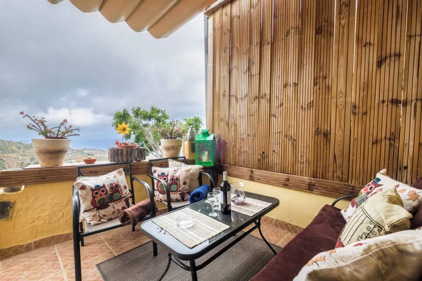 Flat with terrace | Mountain view - Image 1