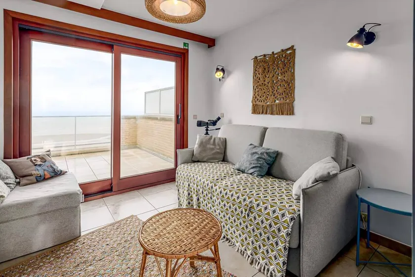 Children-friendly nice flat with terrace | Beach view - Image 1