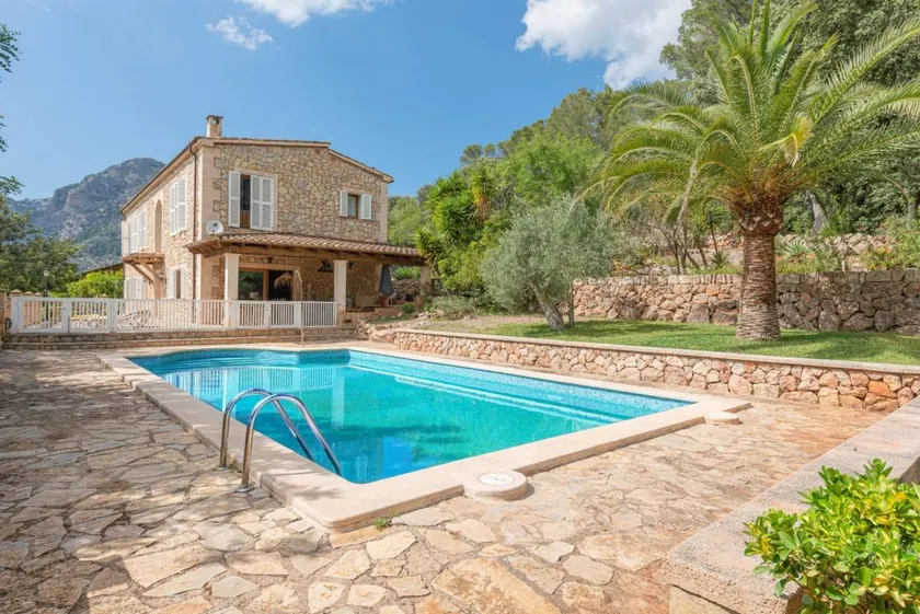 Voll ausgestatteter toller Bauernhof mit privatem Pool, Garten und Terrasse - Image 1