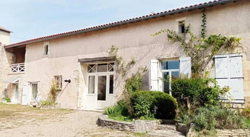Finca mit Pool, Garten und Terrasse | Gartenblick - Image 1