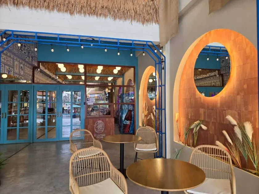 Inn De Sea Poshtel - Image 1