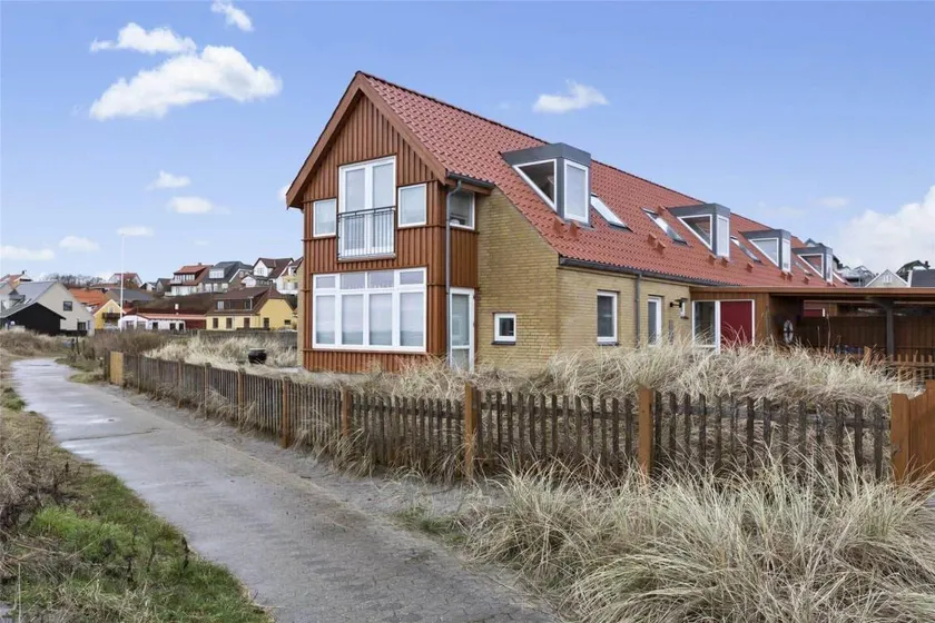 Ferienhaus mit Terrasse | Meerblick | Strand in der Nähe | Haustiere sind willkommen - Image 1