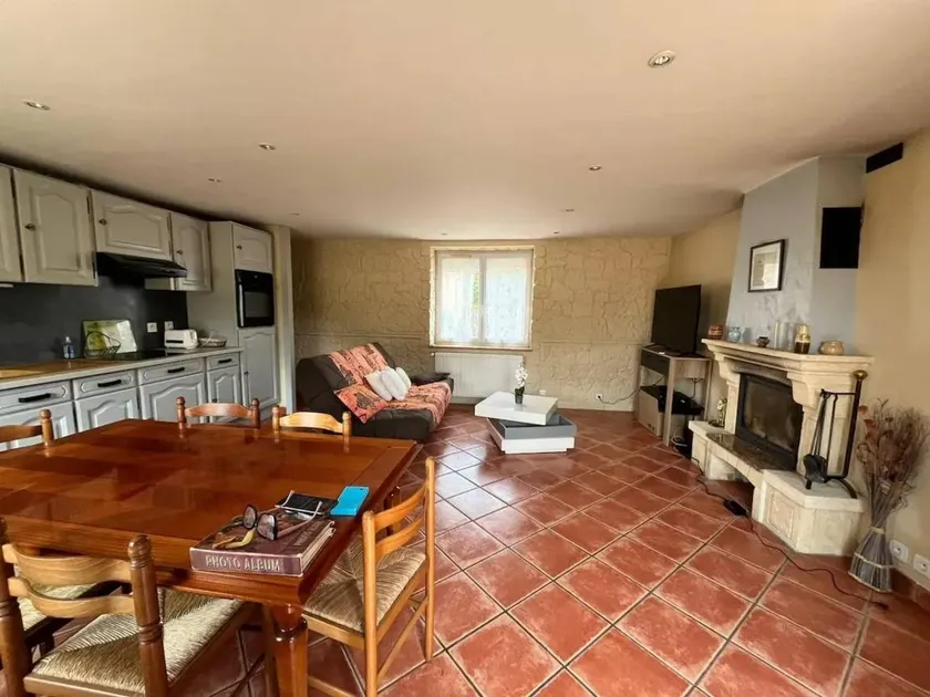 House with terrace & barbecue - Image 1