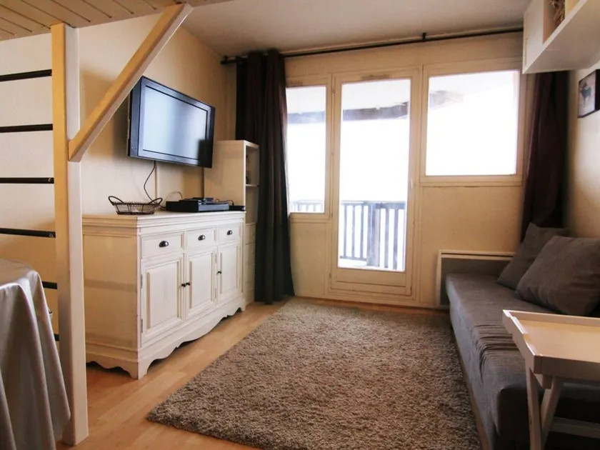 Studio at the foot of the slopes - Image 1