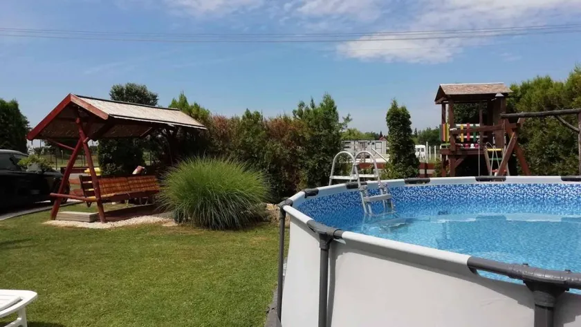 Familienorientiertes tolles Ferienhaus mit Grill, privatem Pool und Garten - Image 1