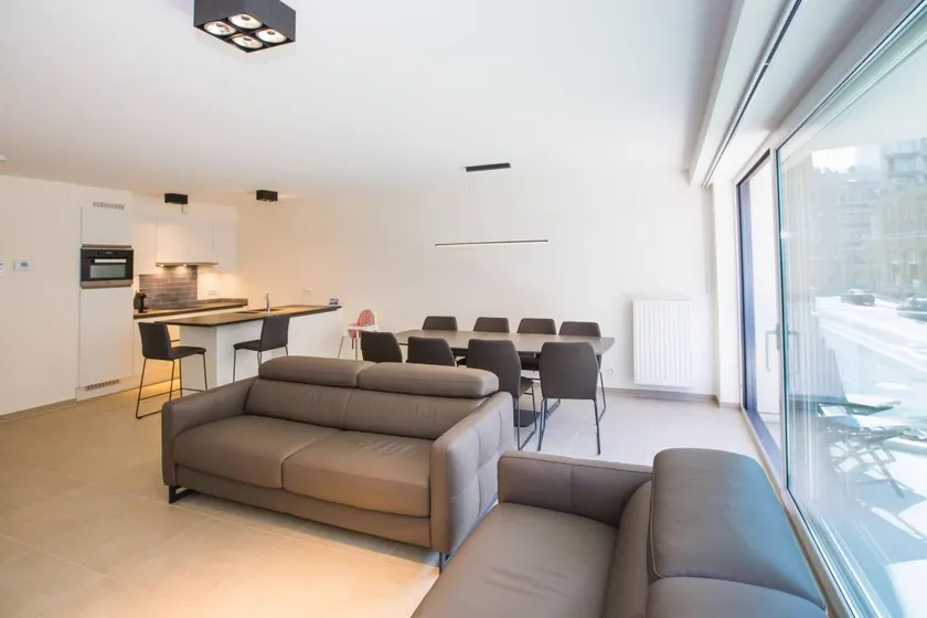 Flat with terrace | Next to the beach - Image 1