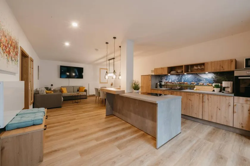 Apartment with sauna & jacuzzi - Image 1