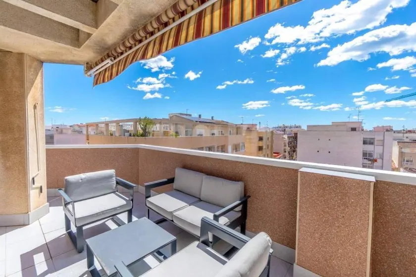 Fully equipped flat with terrace | City view | Close to the beach | Pet-friendly - Image 1