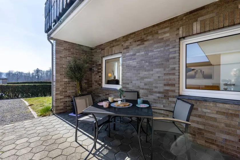 Appartement avec barbecue, jardin et terrasse | Vue rivière - Image 1