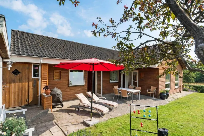 Maison de vacances avec barbecue et terrasse - Image 1