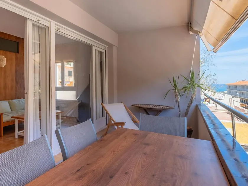Beautiful holiday apartment | Next to the beach | Pets allowed - Image 1