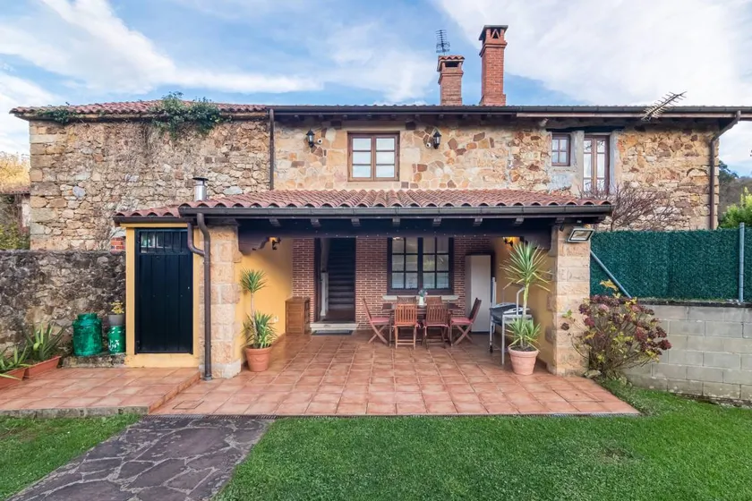 Kinderfreundliches Ferienhaus mit Garten, Grill und schnellem Internet | Gartenblick | Hunde erlaubt - Image 1
