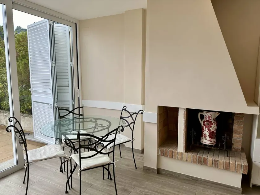 Fully equipped holiday apartment with garden & terrace | Next to the beach - Image 1