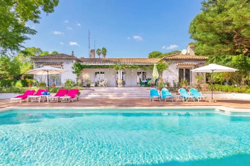 Villa conviviale et familiale avec jardin, terrasse et piscine privée | Vue lac - Image 1