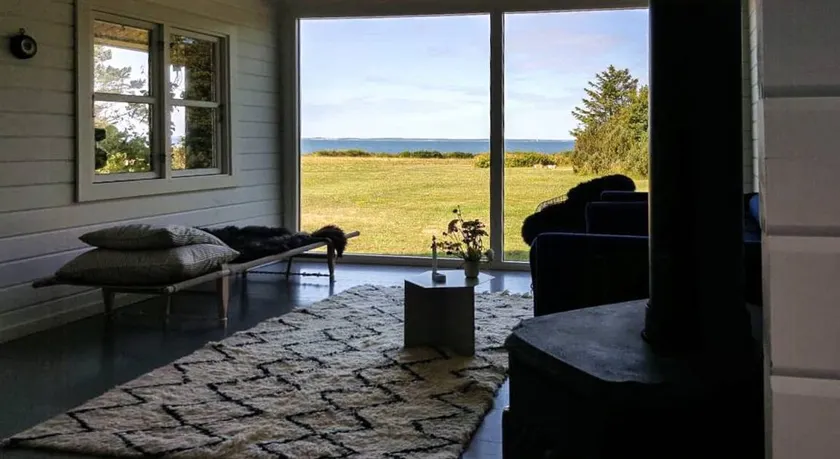 Holiday home with terrace & BBQ | Sea view - Image 1