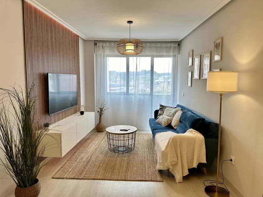 Family-oriented nice holiday apartment with terrace | City view - Image 1
