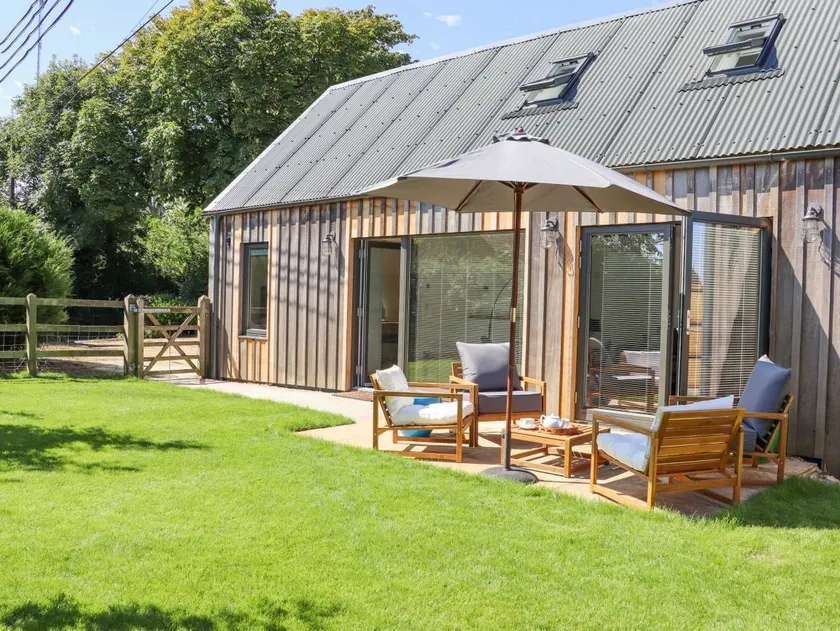 Cottage with garden | Beach view - Image 1